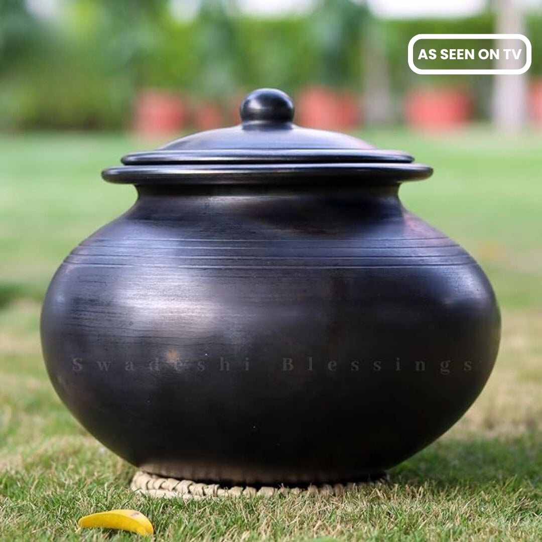 Swadeshi Blessings Unglazed Black Clay Handi/Clay Pot for Cooking &amp; Serving with Lid/Indian Biryani Clay Cookware/Earthenware Large/Earthen Kadai(with Natural Mirror Shine) +Free ASH for Cleaning (4L)