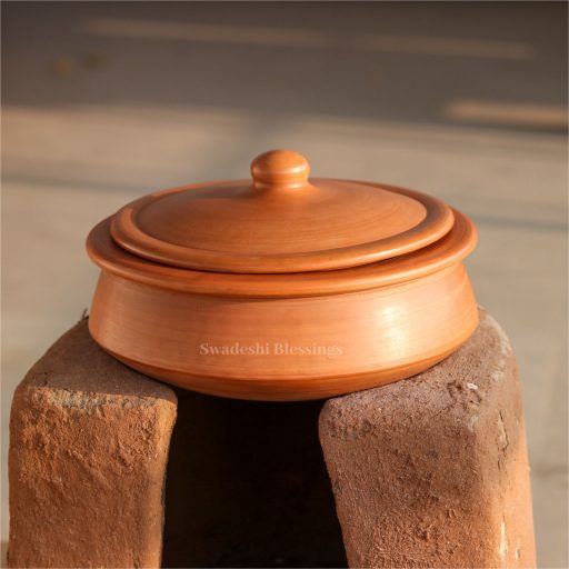 Unglazed Clay Handi/ Handmade Earthen Kadai/ Clay Pot For Cooking &amp; Serving with Lid, 2.8Liters (With Natural White Firing Shade &amp; Mirror Shine) + FREE ASH For Cleaning