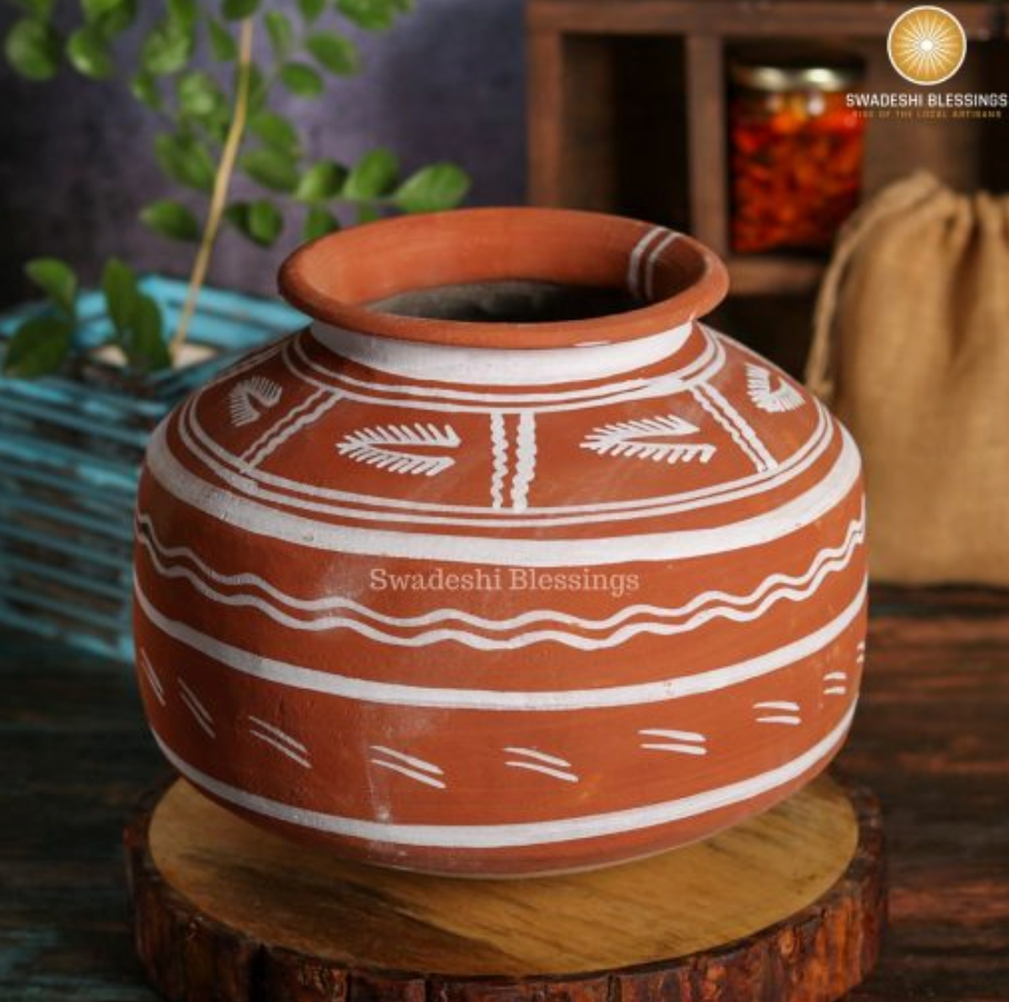 Swadeshi Blessings HandMade Clay Water Pot/100 % Eco-Friendly Earthen Water Pot/Indian Traditional Matka, 6L/ Terracotta Water Jug/Water Dispenser/Clay Tumbler