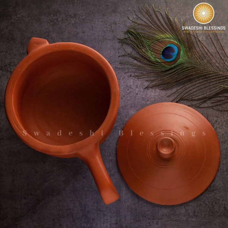 Swadeshi Blessings Exclusive Range HandMade Unglazed Clay Sauce Pan With Lid 1.5L/Earthen Wok/Clay Skillet/Frying Pan(Swadeshi Blessings Exclusive Range)(Curry /Griddle/Spider Fry Pan)